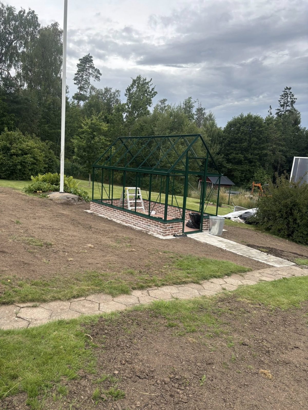 Växthusgrund under uppbyggnad