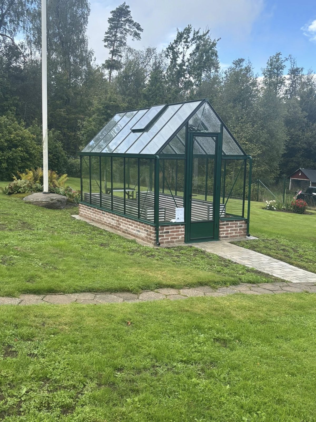 Växthus på murad grund